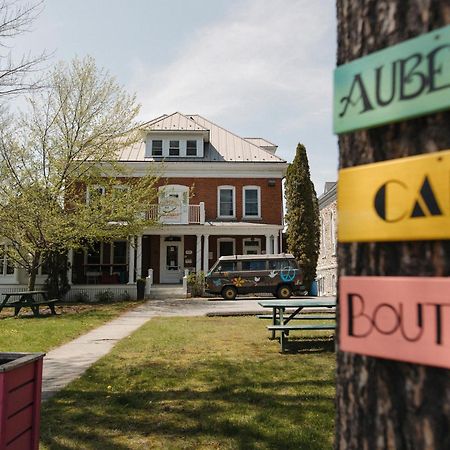 Auberge De Jeunesse Magog-Orford Hostel Екстериор снимка