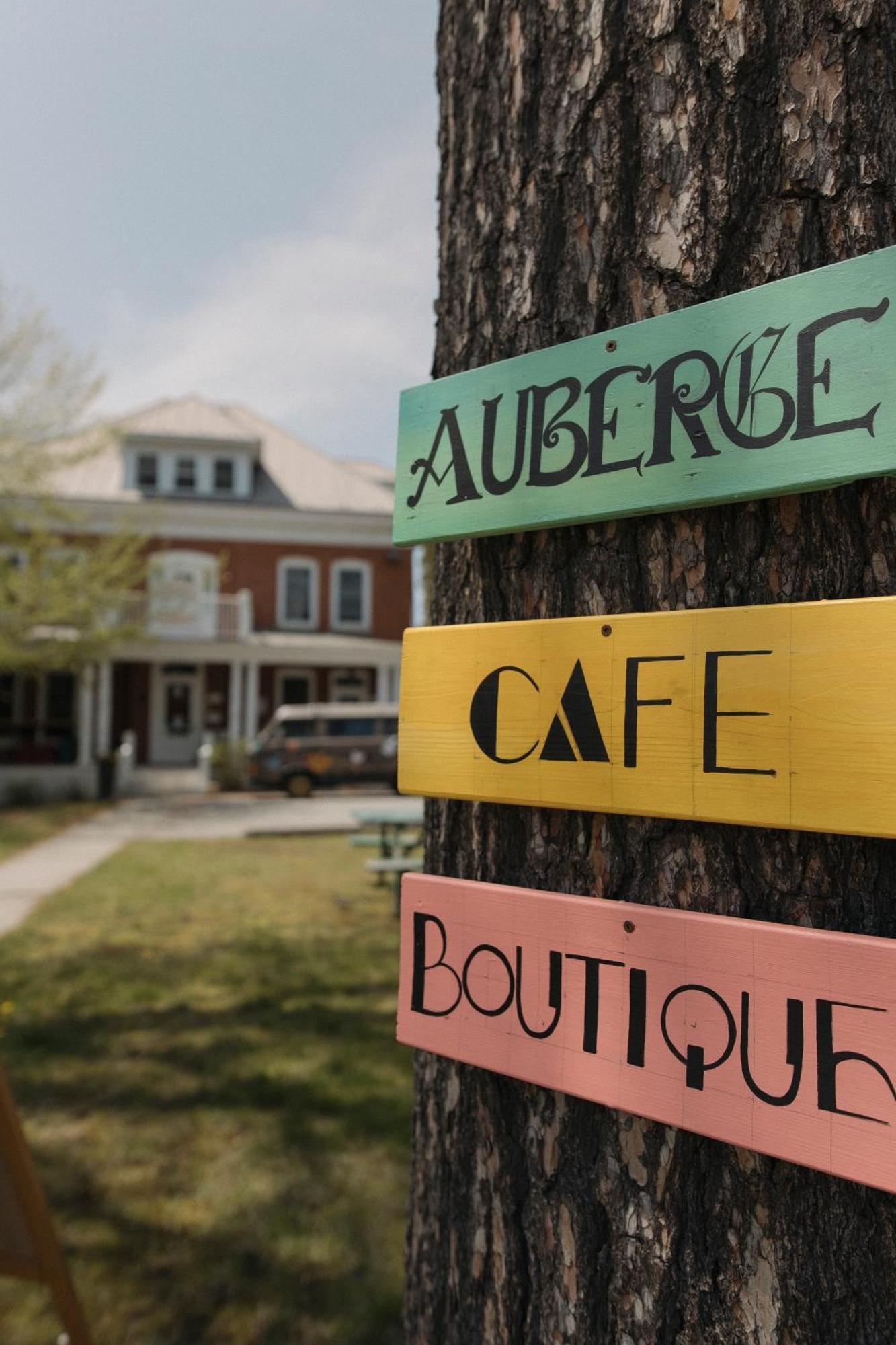 Auberge De Jeunesse Magog-Orford Hostel Екстериор снимка